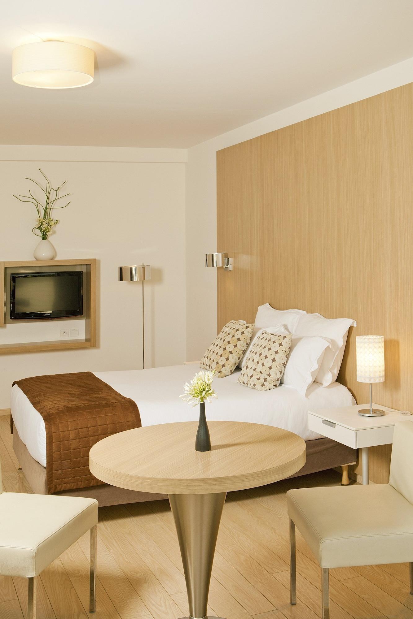 Residhome Carrieres La Defense Bagian luar foto