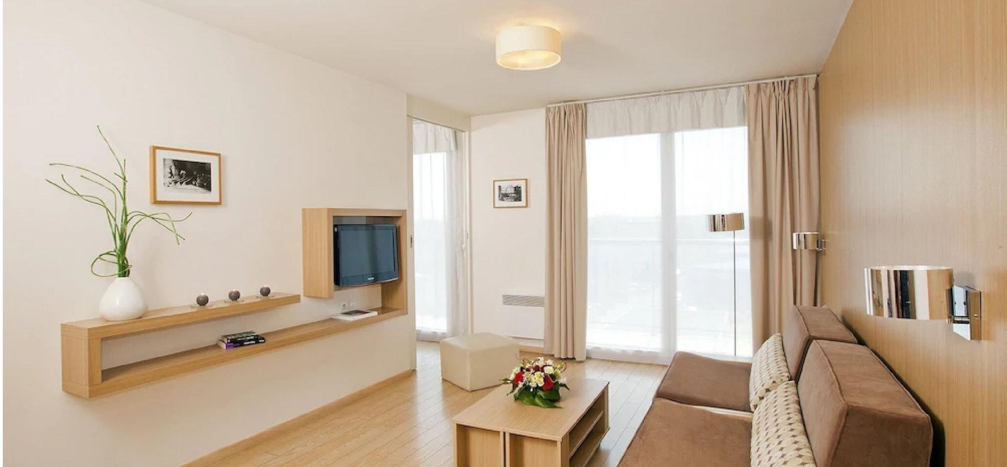 Residhome Carrieres La Defense Bagian luar foto