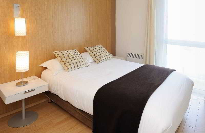 Residhome Carrieres La Defense Ruang foto