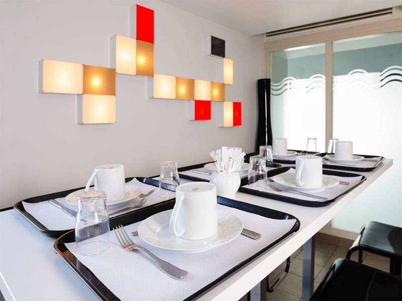 Residhome Carrieres La Defense Bagian luar foto